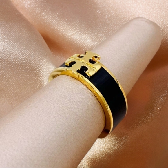 Tory Burch Black & Gold Kira Enamel Ring - Picture 5 of 9